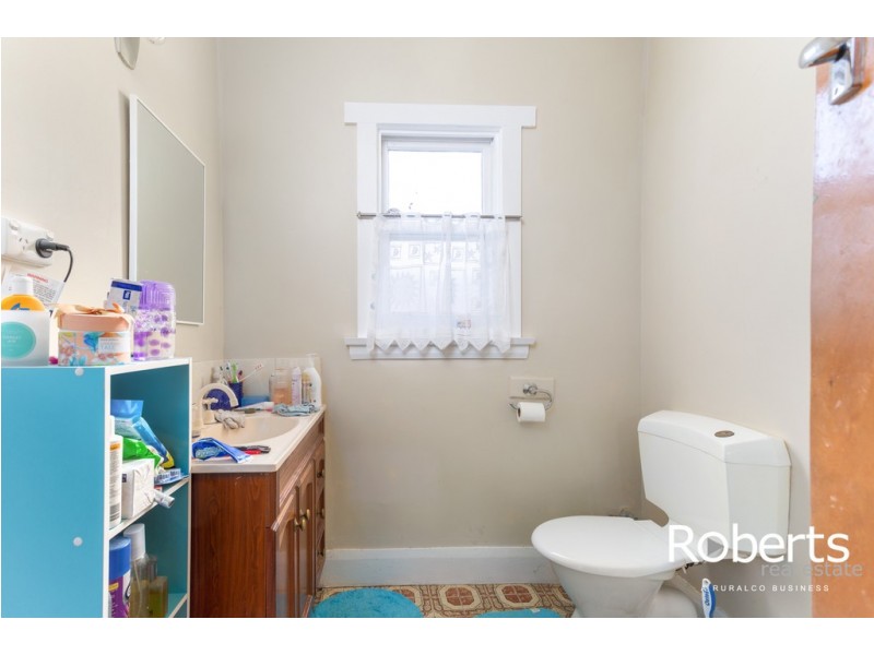 71 Guy St, Kings Meadows TAS 7249