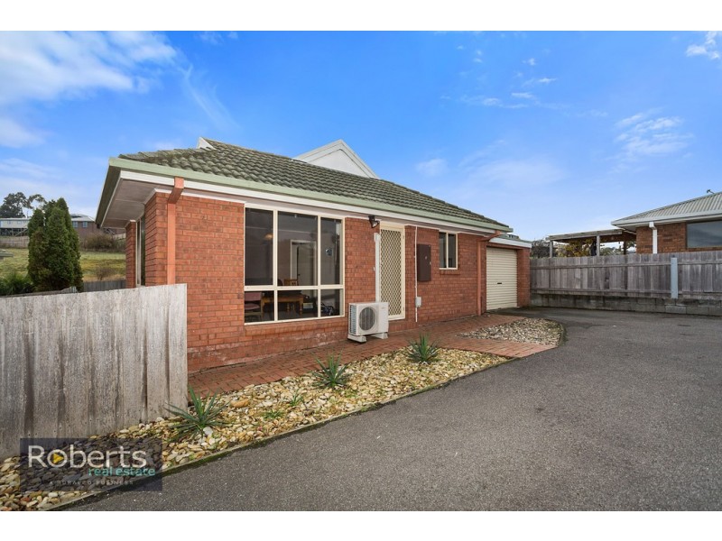 2/104 Franmaree Rd, Newnham TAS 7248