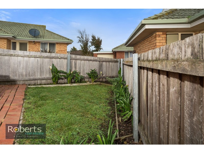 2/104 Franmaree Rd, Newnham TAS 7248