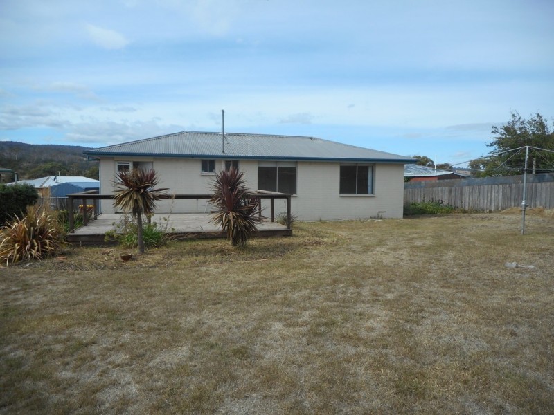 4 Currie Place, Ravenswood TAS 7250