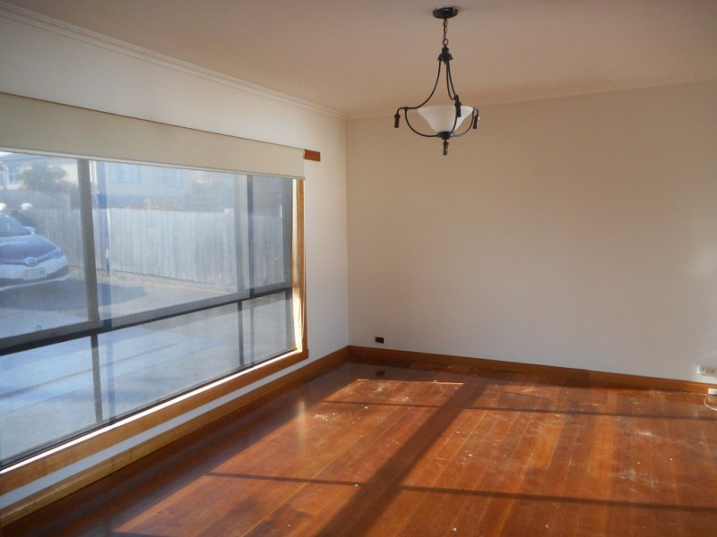 18 Walkers Avenue, Newnham TAS 7248