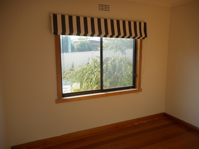 18 Walkers Avenue, Newnham TAS 7248