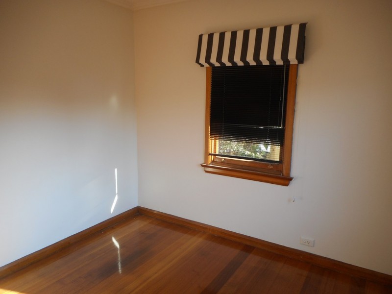 18 Walkers Avenue, Newnham TAS 7248