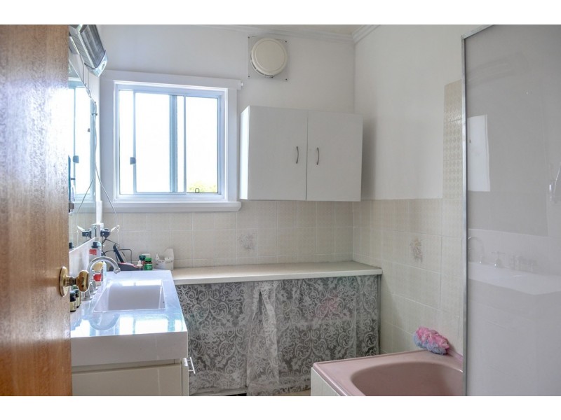 61 Cornwall Crescent, Newnham TAS 7248