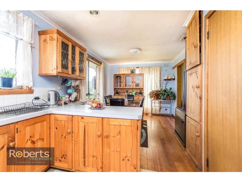 30 Bronzewing Avenue, Newnham TAS 7248
