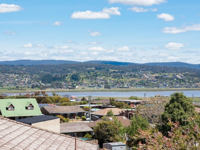 74 Viewbank Road, Newnham TAS 7248