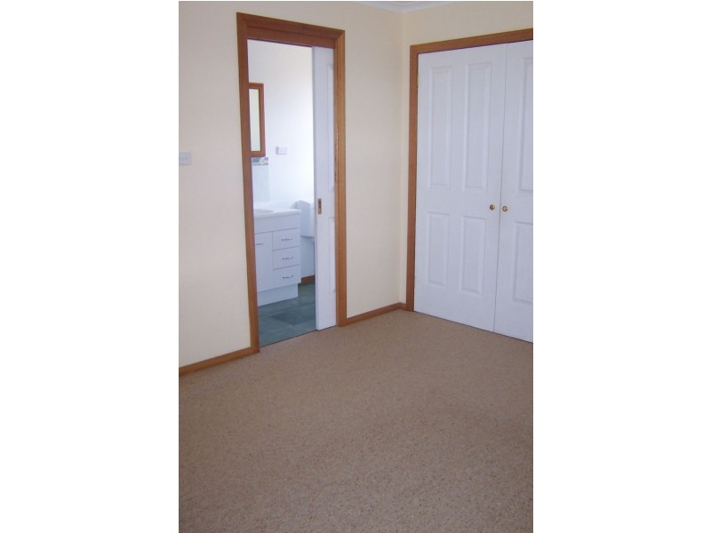 10 Jacqueline Place, Riverside TAS 7250