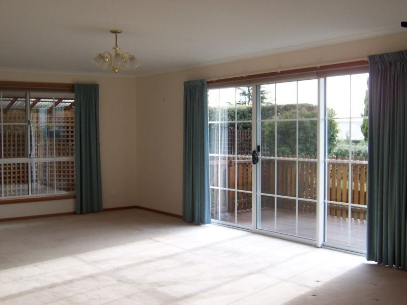 2/2 Andrea Place, Riverside TAS 7250