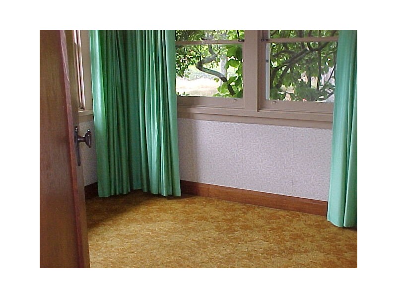 17 Birdwood Street, Mowbray TAS 7248