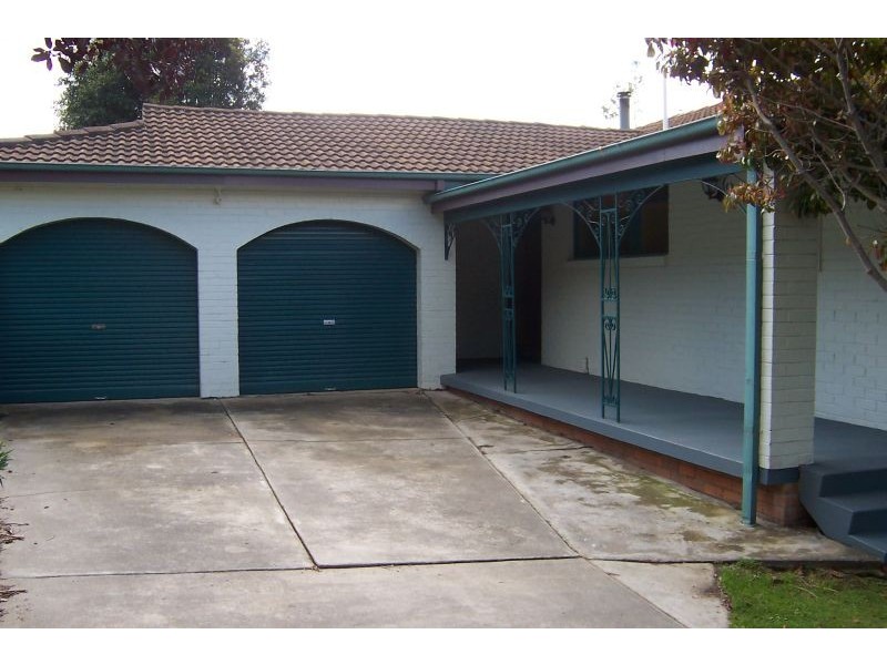 18 Woolston Street, Trevallyn TAS 7250