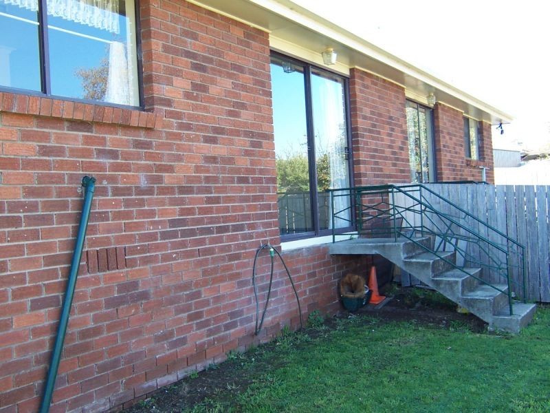 4/22 Bishops Drive, Newnham TAS 7248