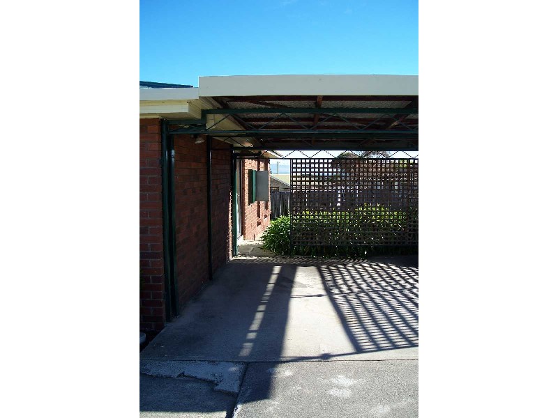 1/22 Bishops Drive, Newnham TAS 7248
