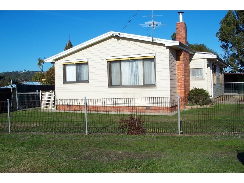 4  Eldon Street, Waverley TAS 7250