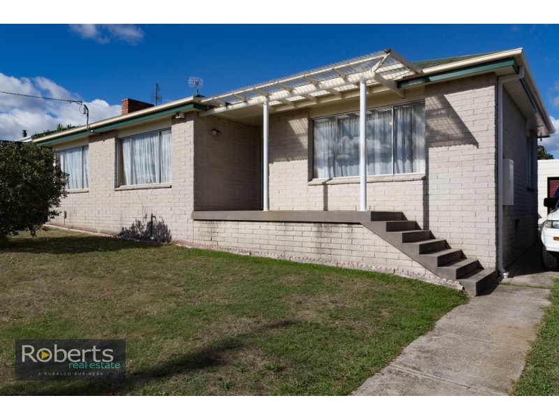 49 Cornwall Crescent, Newnham TAS 7248