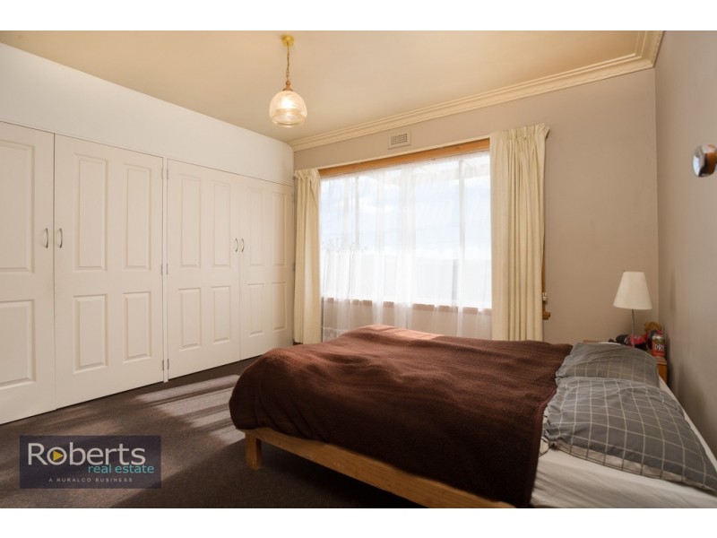 49 Cornwall Crescent, Newnham TAS 7248