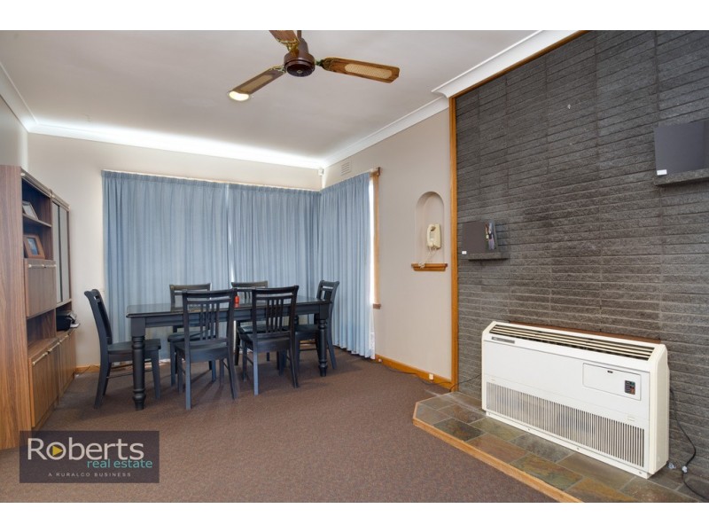 49 Cornwall Crescent, Newnham TAS 7248