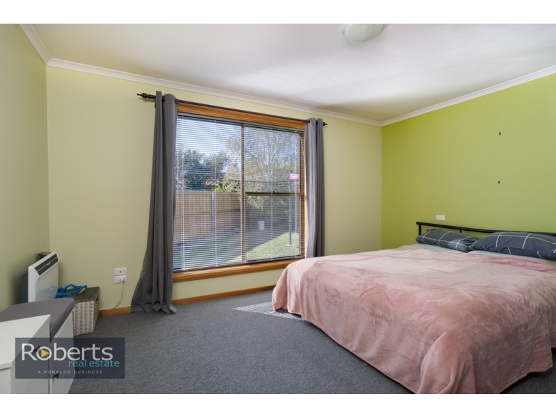 27 Michael St, Summerhill TAS 7250