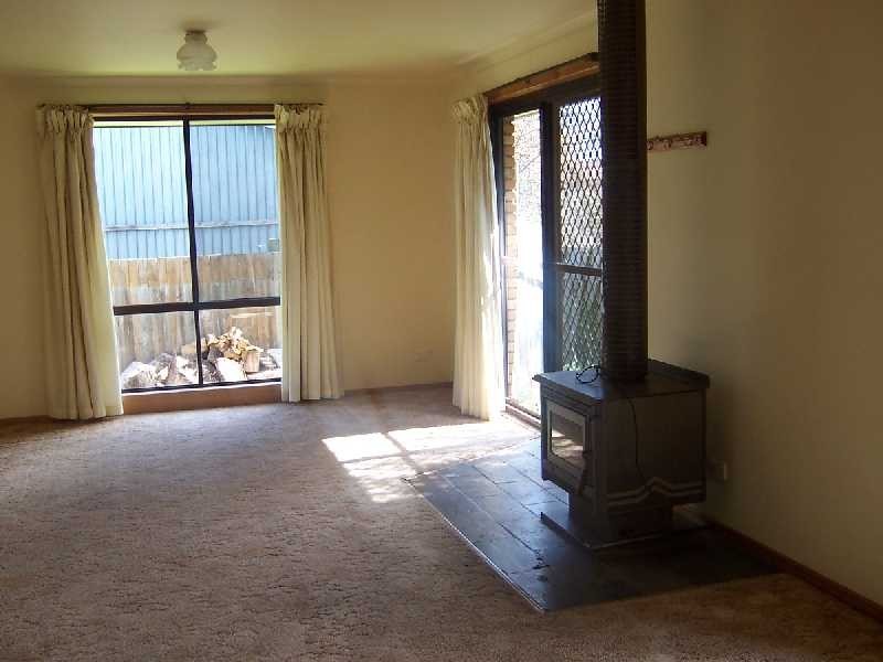 4/ 5-7  Newnham Close, Newnham TAS 7248