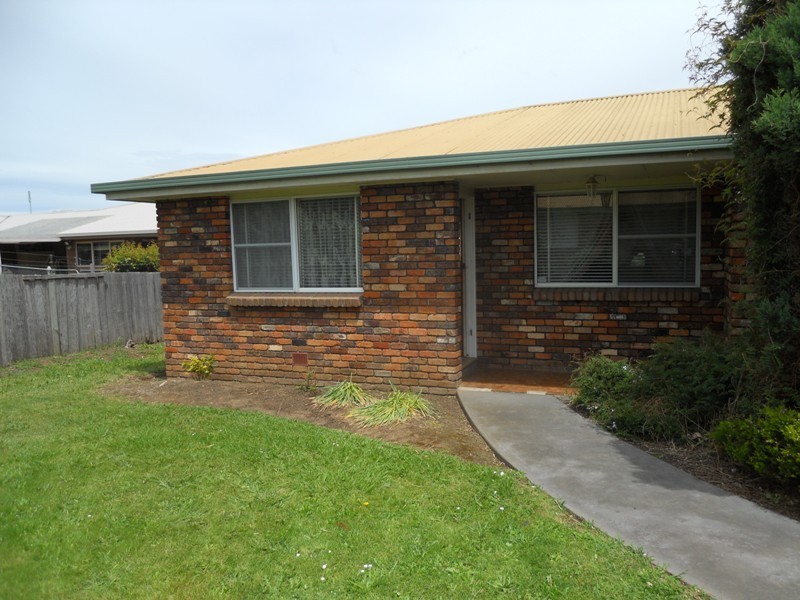 2/14 Parklands Parade, Newnham TAS 7248