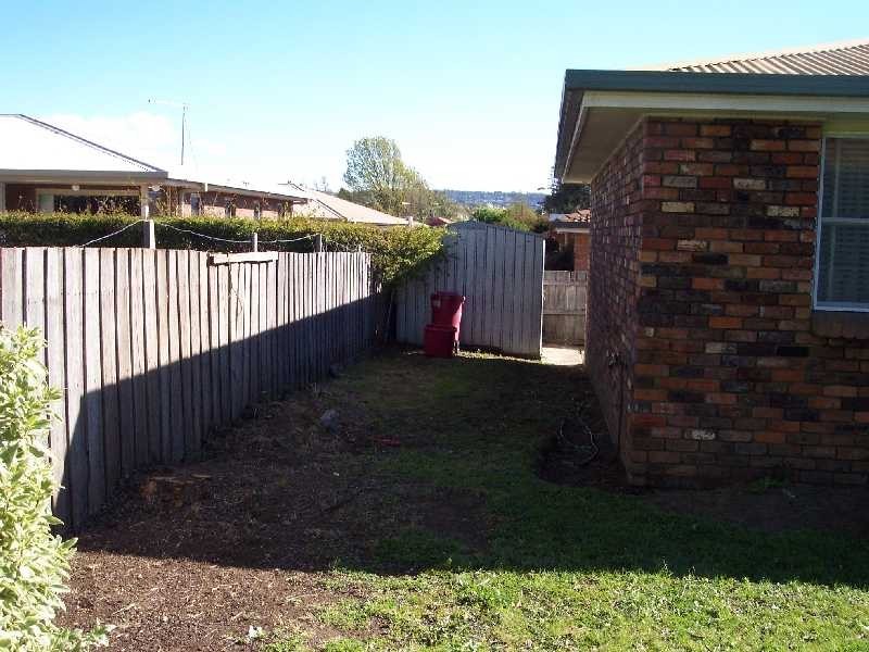 2/14 Parklands Parade, Newnham TAS 7248