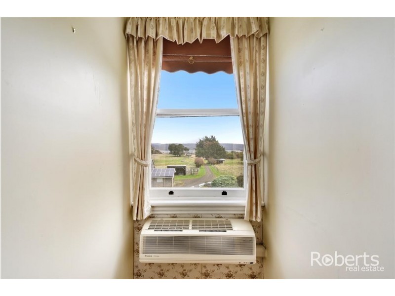 208 Alanvale Rd, Newnham TAS 7248