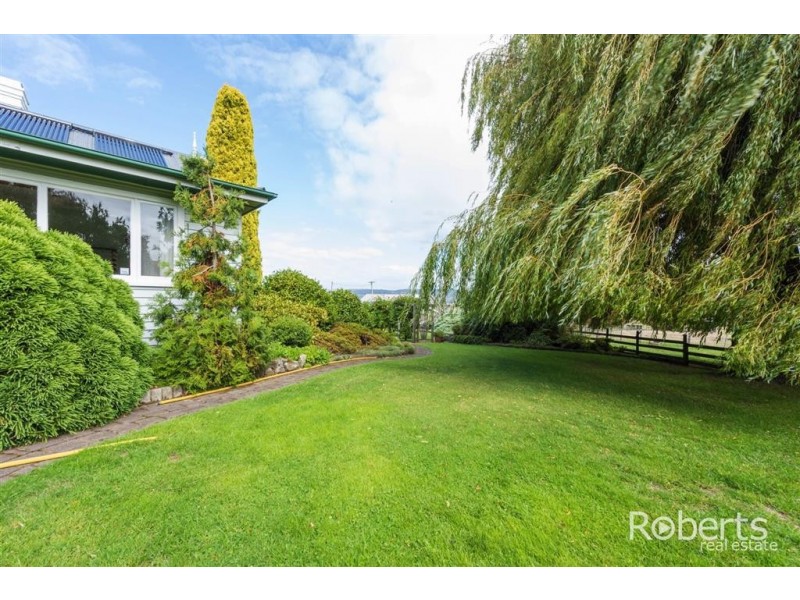208 Alanvale Rd, Newnham TAS 7248