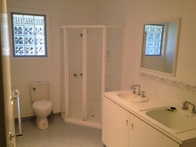 4a Parklands Parade, Newnham TAS 7248