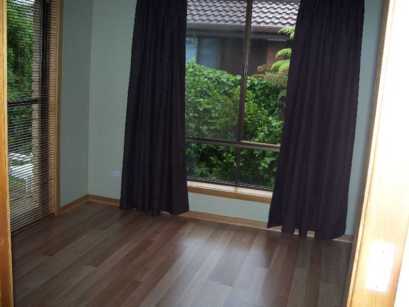 10  Benwerrin Crescent, Norwood TAS 7250
