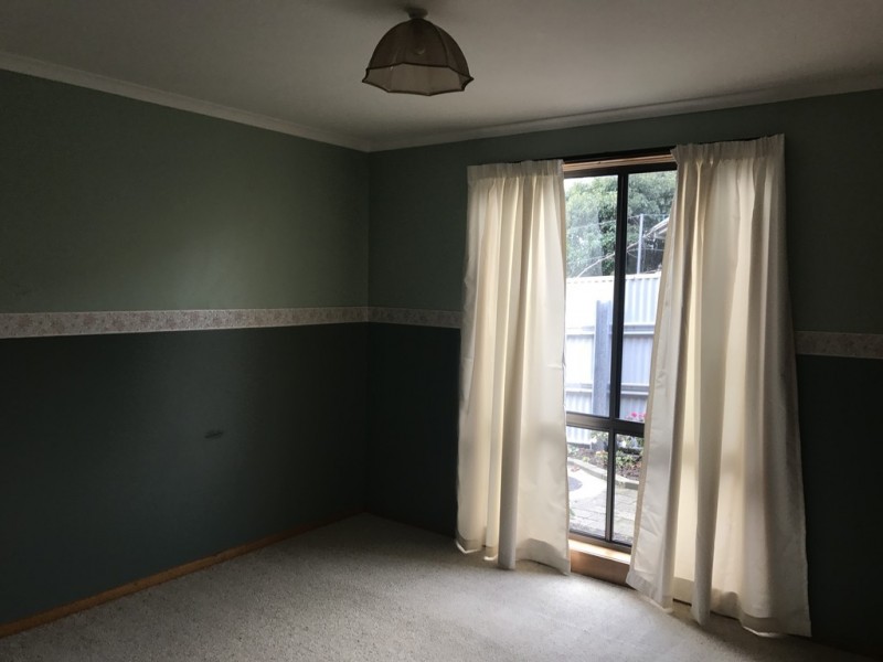 2/10 Rennie Court, Norwood TAS 7250