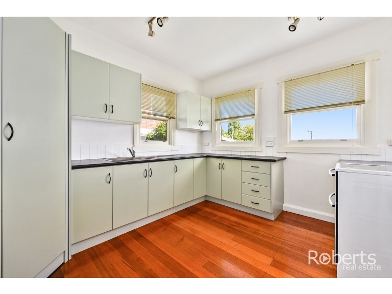 3 Cherry Rd, Trevallyn TAS 7250