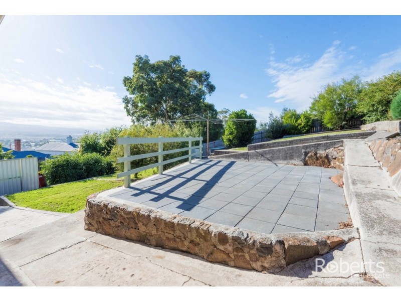3 Cherry Rd, Trevallyn TAS 7250