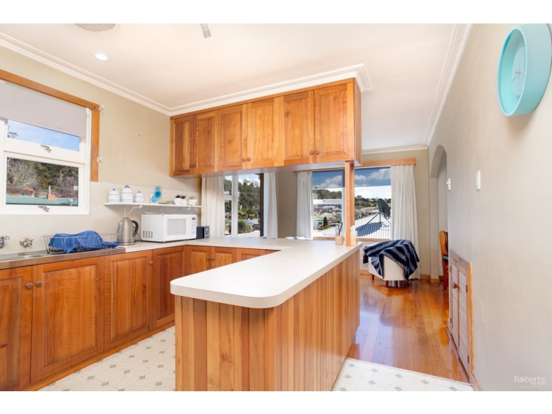 18 Addison St, Riverside TAS 7250