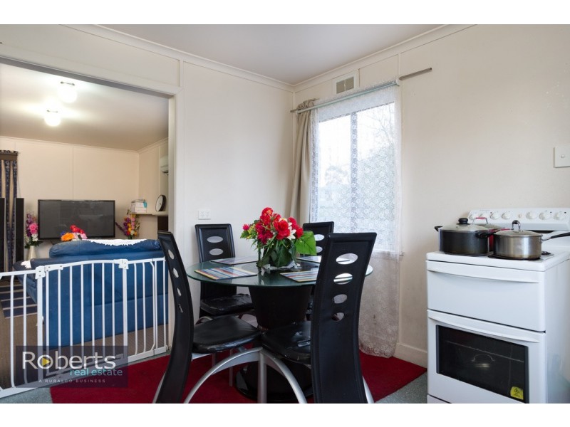 28 Treherne St, Mayfield TAS 7248
