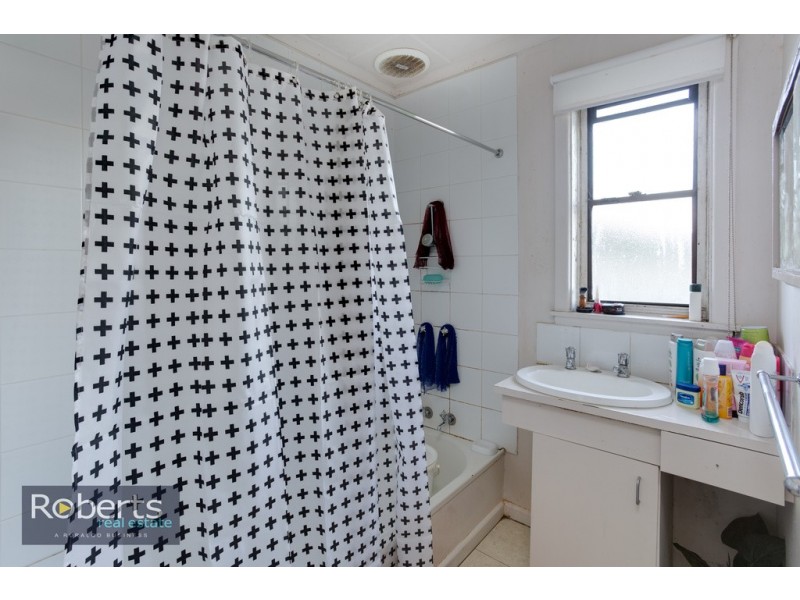 28 Treherne St, Mayfield TAS 7248