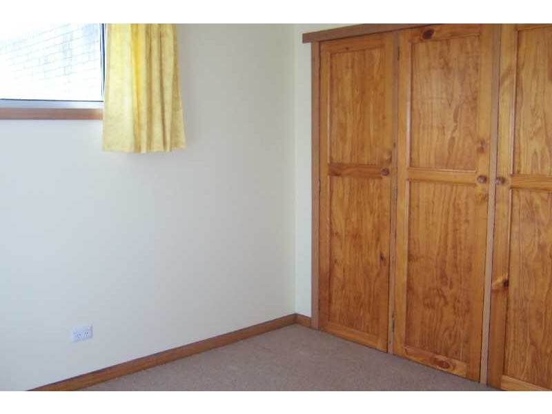 27 Parklands Parade, Newnham TAS 7248