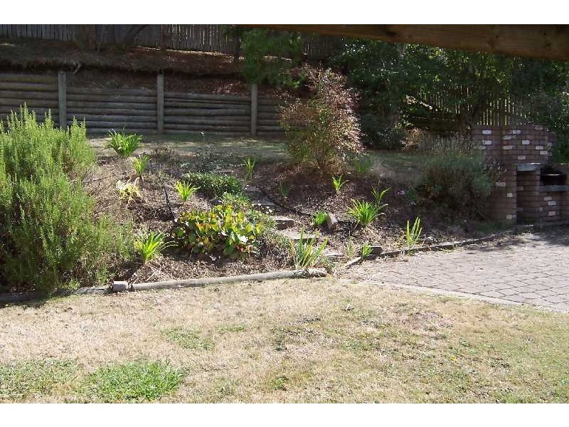 27 Parklands Parade, Newnham TAS 7248