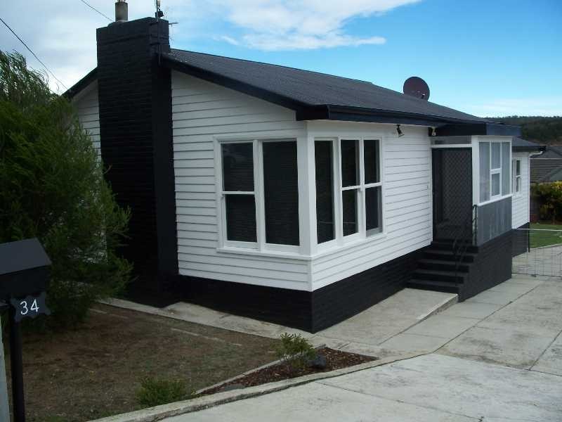 34 Edinburgh Street, Kings Meadows TAS 7249