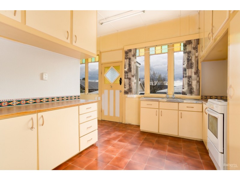 6 Normanstone Rd, South Launceston TAS 7249