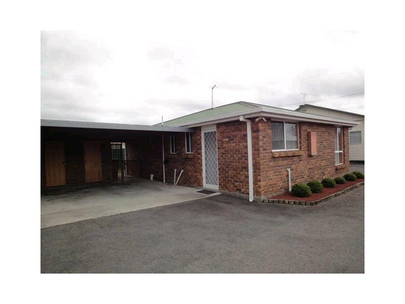 2/7 Foch Street, Mowbray TAS 7248