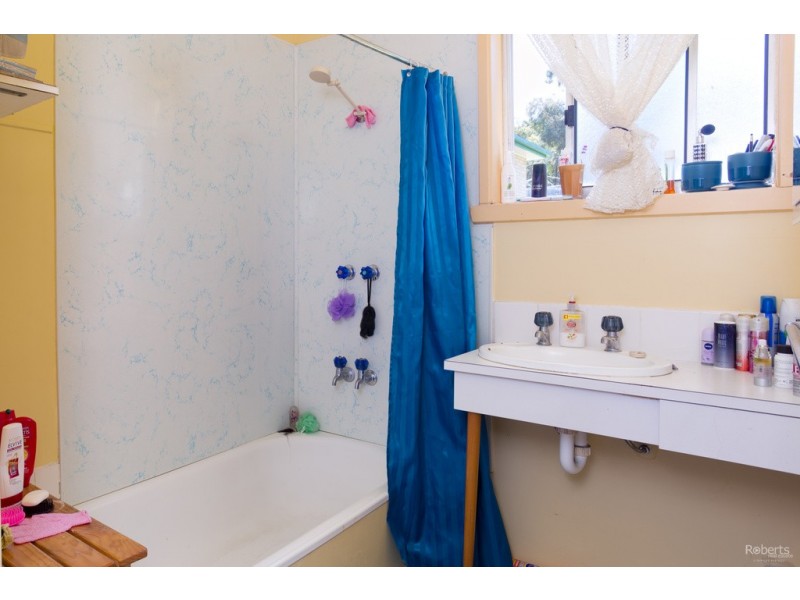 4 Emerald Place, Ravenswood TAS 7250
