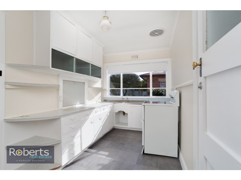 1 Pine Avenue, Newstead TAS 7250
