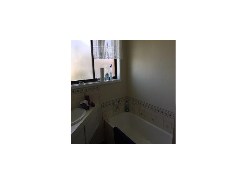 21 Bishops Drive, Newnham TAS 7248