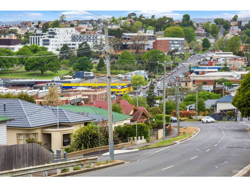 2/22 Connaught Crescent, West Launceston TAS 7250
