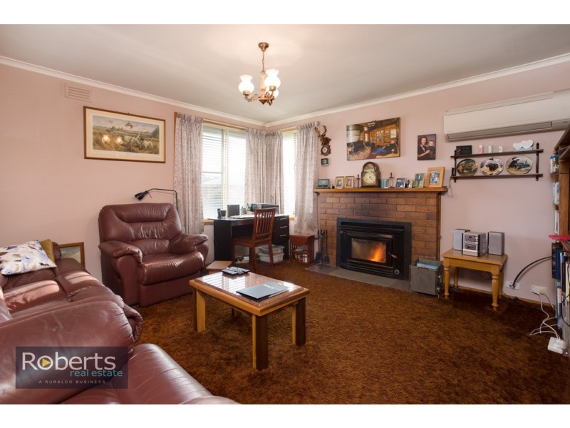 12 Parangana Place, Waverley TAS 7250