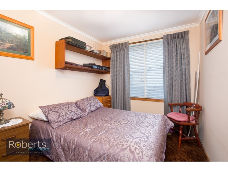 12 Parangana Place, Waverley TAS 7250