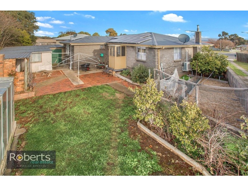12 Parangana Place, Waverley TAS 7250