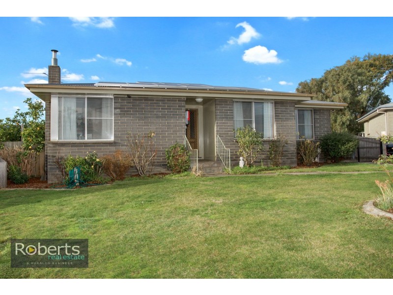 12 Parangana Place, Waverley TAS 7250