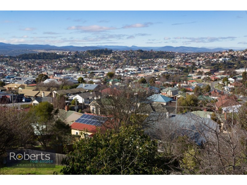 9 Pascoe St, West Launceston TAS 7250