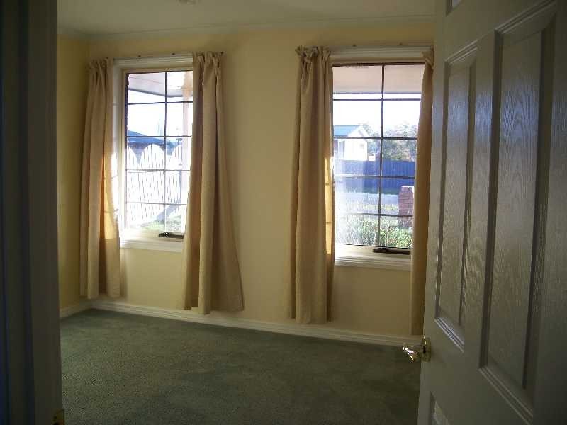 2/27 Jones Street, Westbury TAS 7303