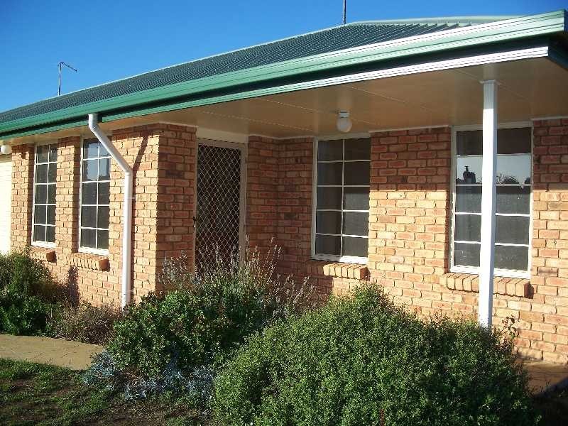 2/27 Jones Street, Westbury TAS 7303